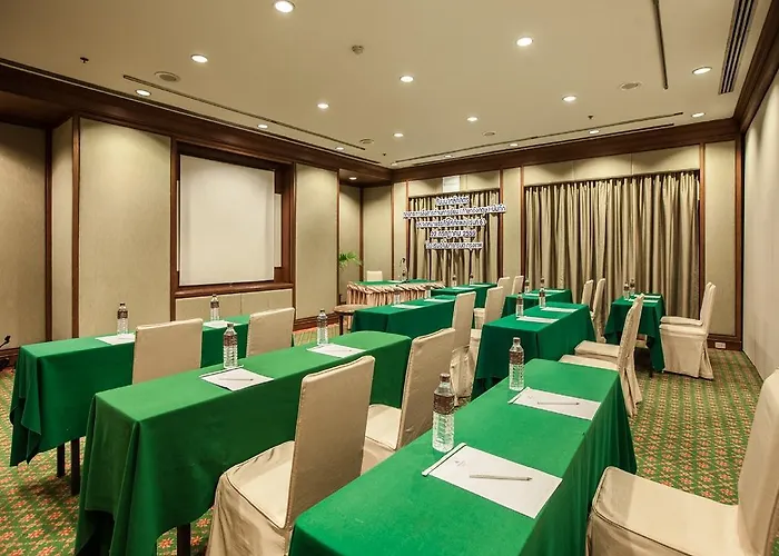 Arnoma Hotel 4*